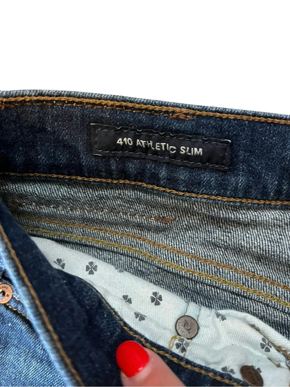 Lucky Brand 410 Athletic Slim Jeans – Men’s 36x30 – Dark Wash Coolmax Denim